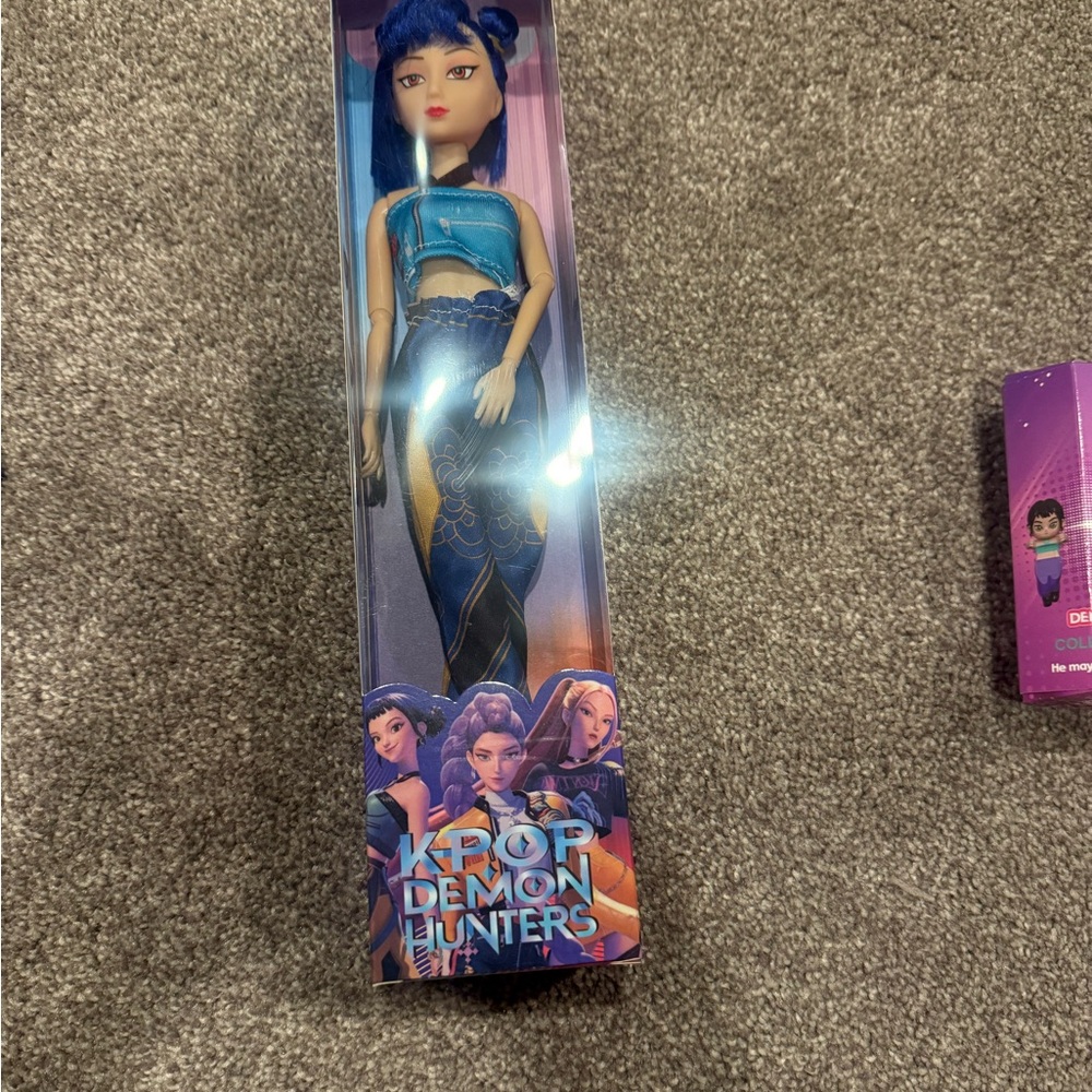 Source Unknown Blue K-Pop Demon Hunters Fashion Doll